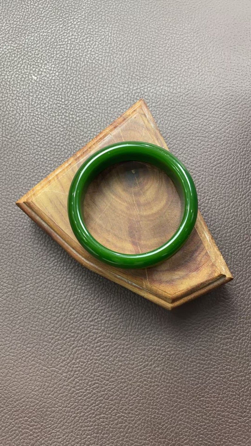 【抖音官方质检】纯天然精品和田玉碧钰手镯(多样性拍一发一）