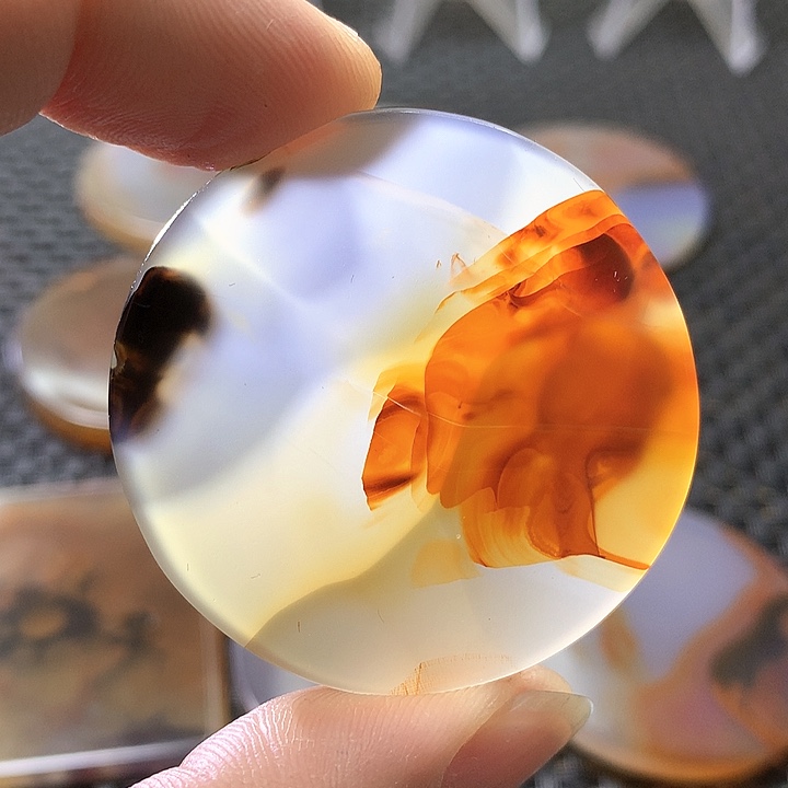 未镶嵌颈饰玛瑙/玉髓