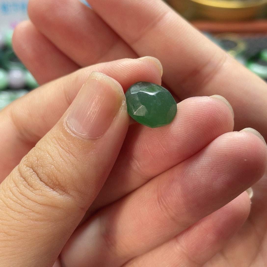 未镶嵌定制翡翠  翡翠