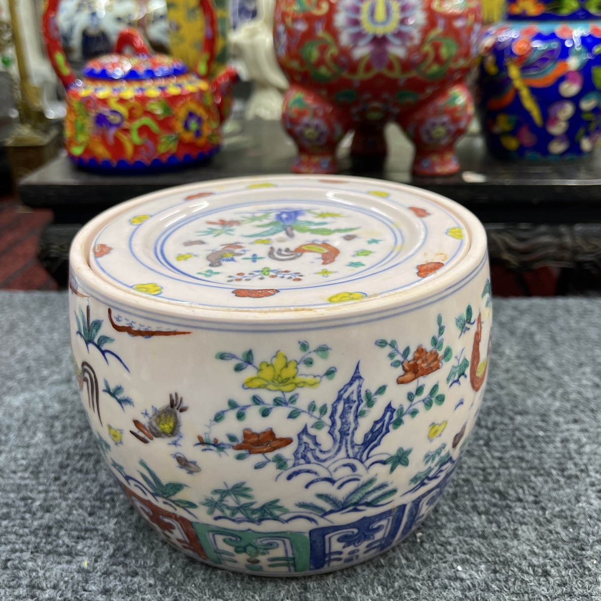 斗彩红胎姹紫鸡缸蛐蛐罐盖罐