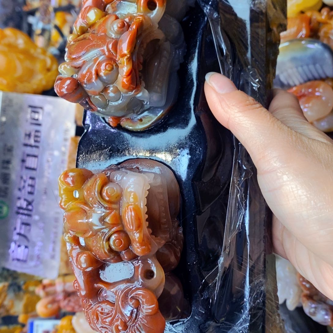 未镶嵌石英质玉（黄龙玉）吊坠(不含链)