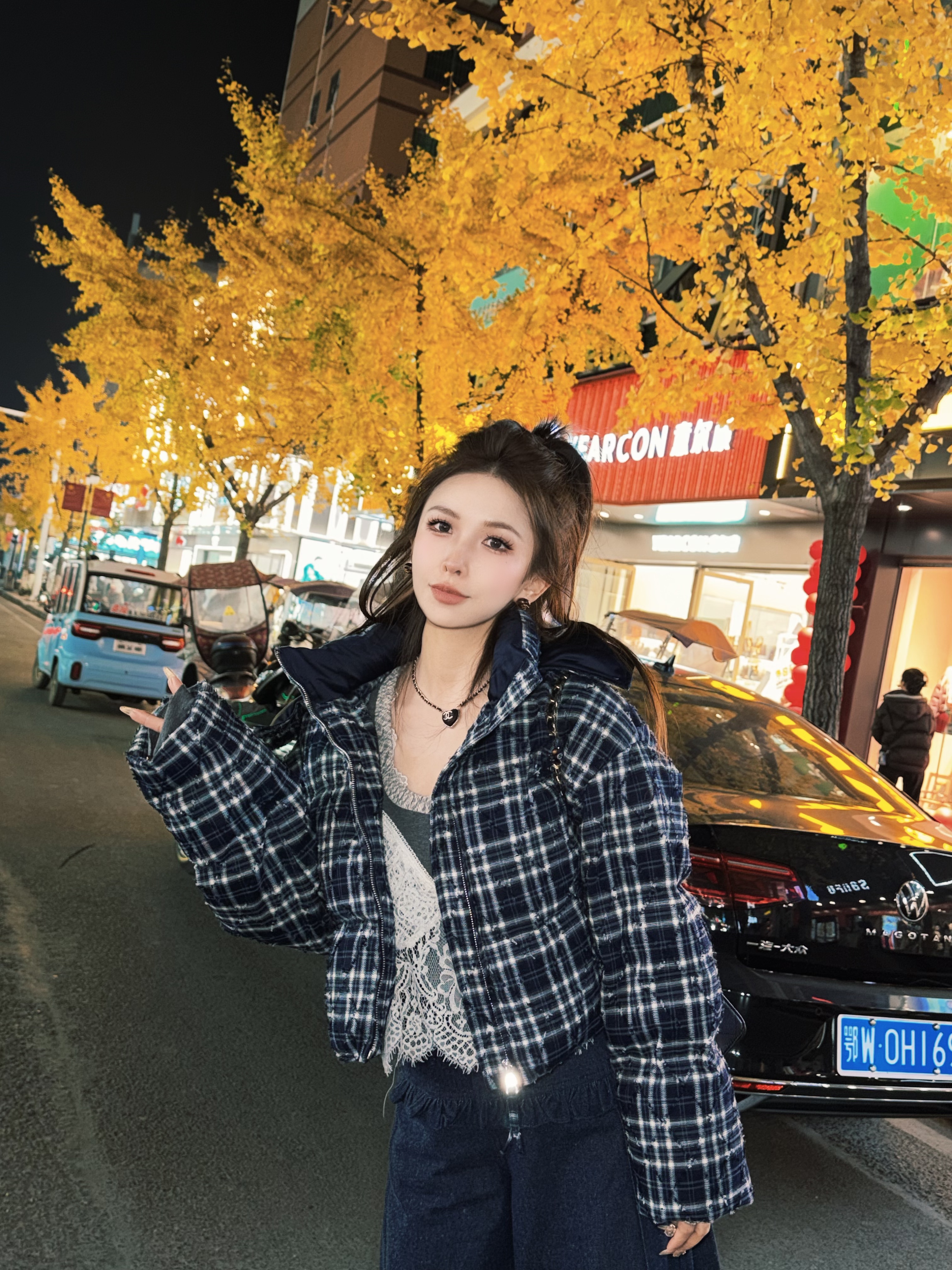 程北北【慵懒时髦精】欧货藏蓝色格子鹅绒服