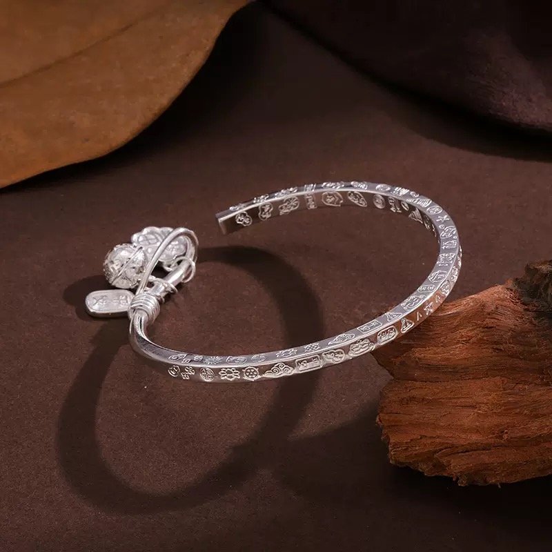 足银银制品 B30四方吉言宫铃开口手镯