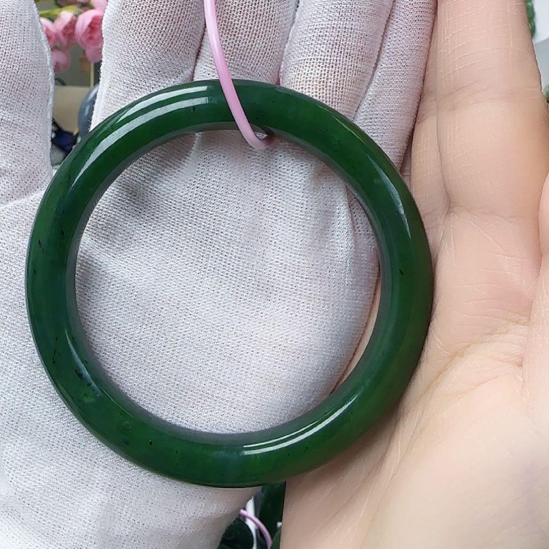 和田玉（碧玉）手镯未镶嵌