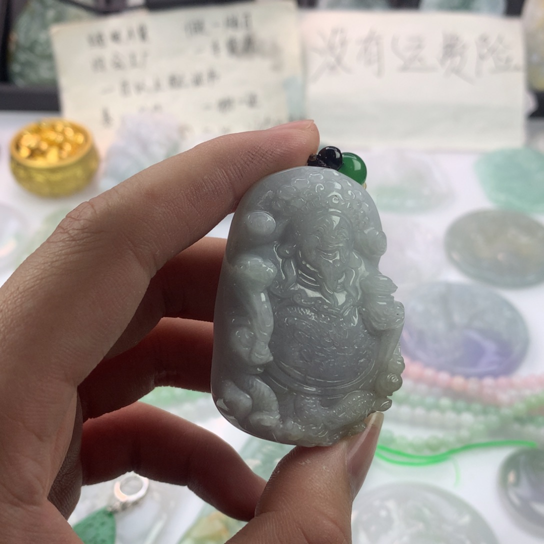 翡翠颈饰未镶嵌－