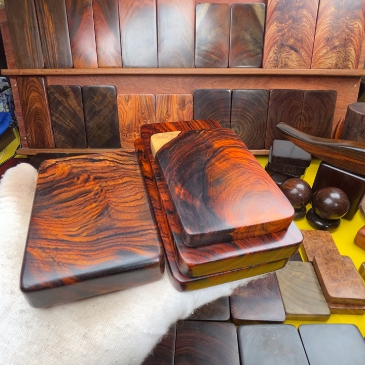 ****璃微凹黄檀（南美大红酸枝）我是不是应该好好