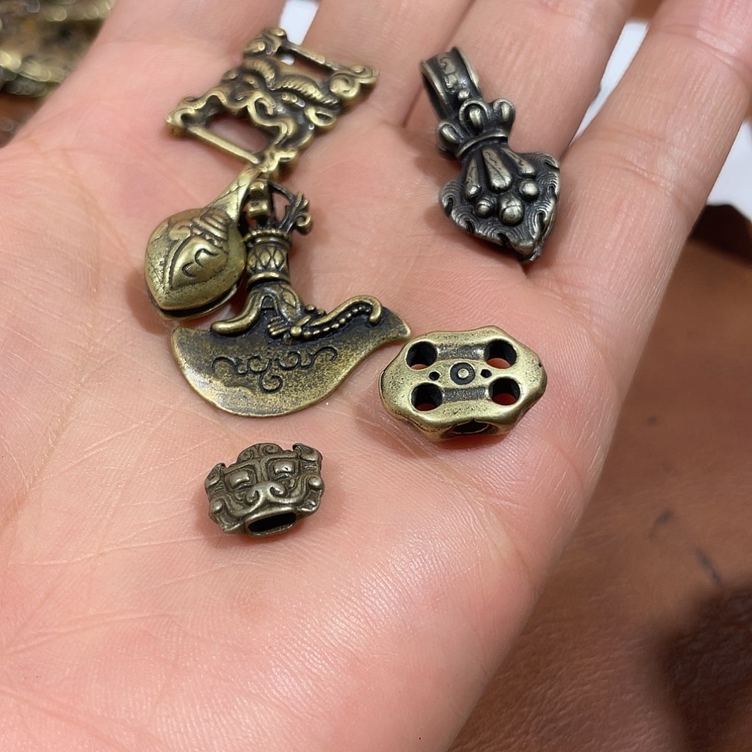 张***）东西很好看很好看