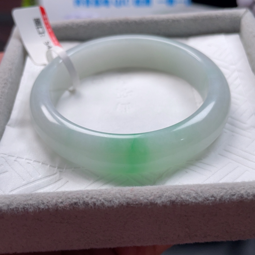 翡翠未镶嵌手镯手镯