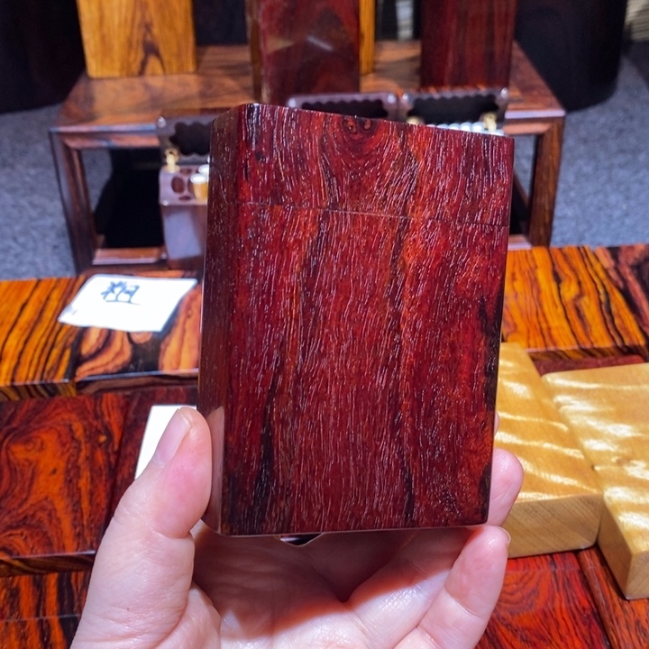 国***檀香紫檀（小叶紫檀）粗烟盒