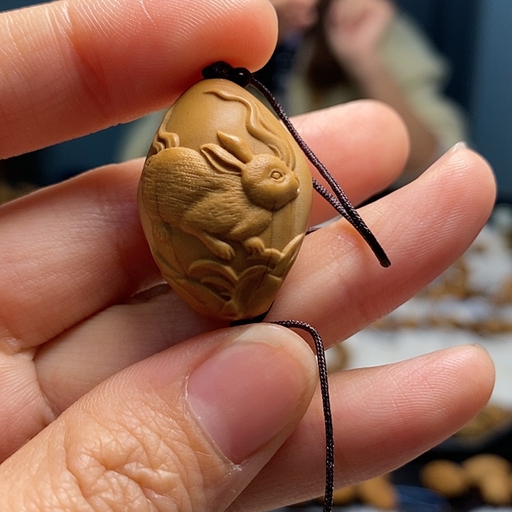 橄榄核吊坠橄榄核