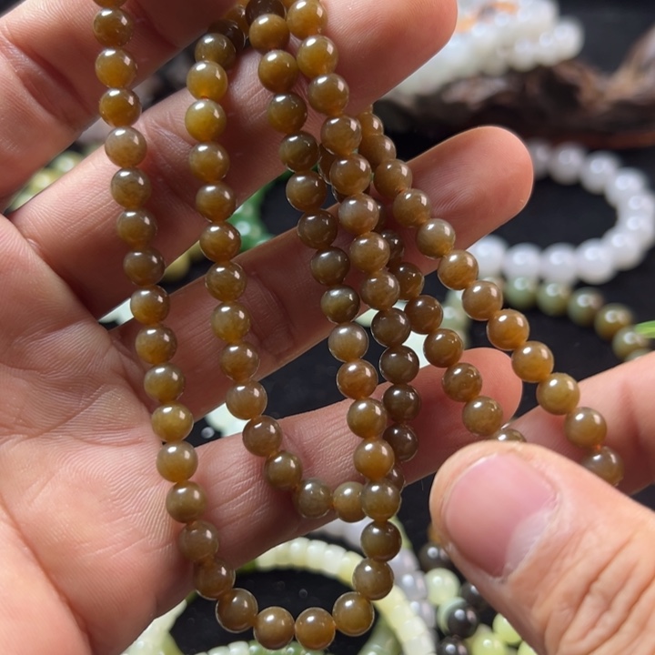 和田玉（糖玉）未镶嵌手链