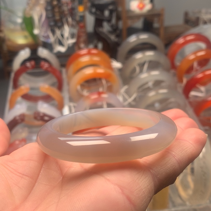 玛瑙/玉髓未镶嵌手镯