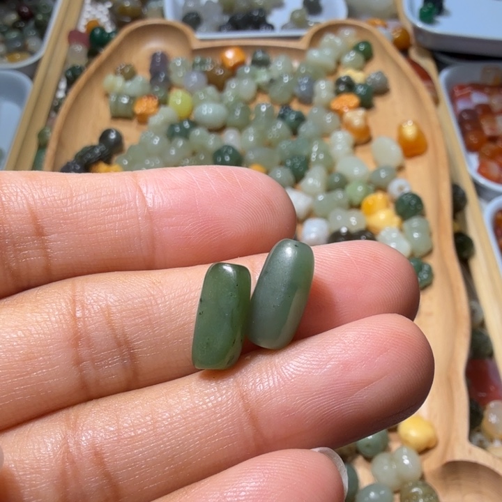 和田玉未镶嵌珠宝半成品