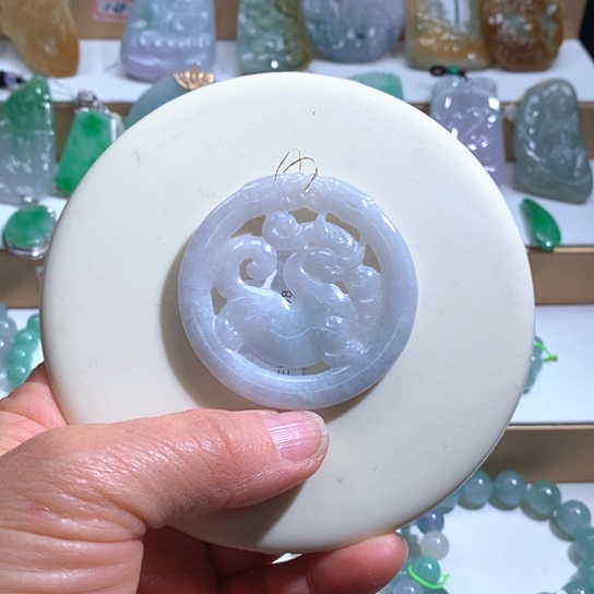 翡翠未镶嵌颈饰22