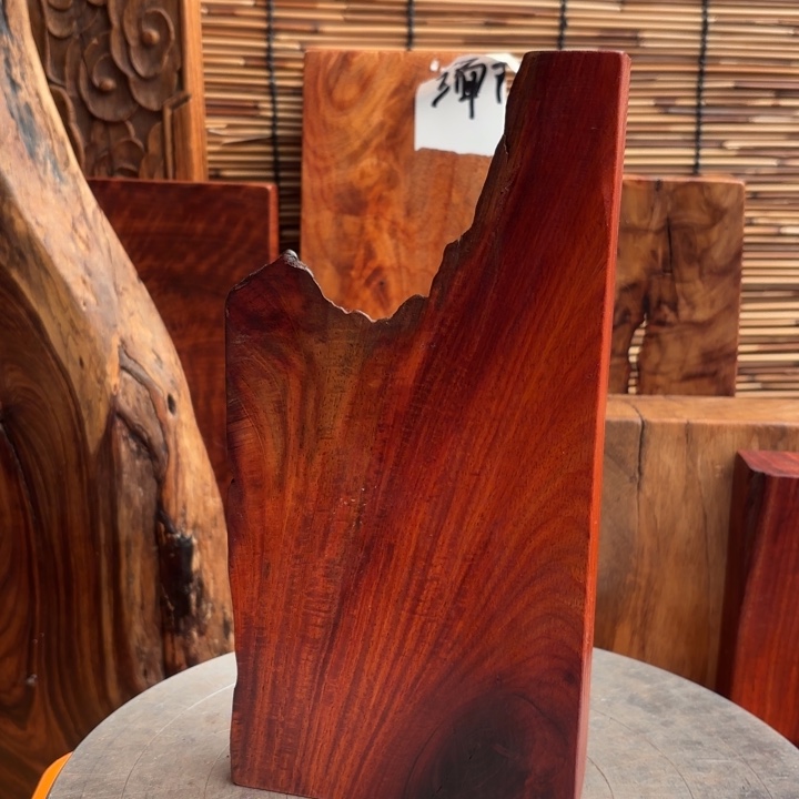 @***g大叶紫檀（黑酸枝木类）