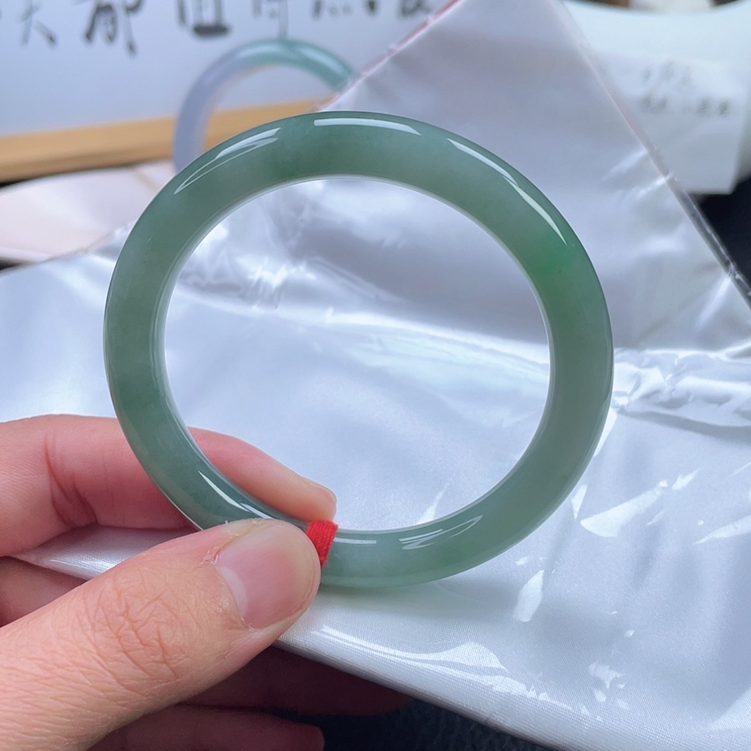 翡翠未镶嵌手镯圆条25