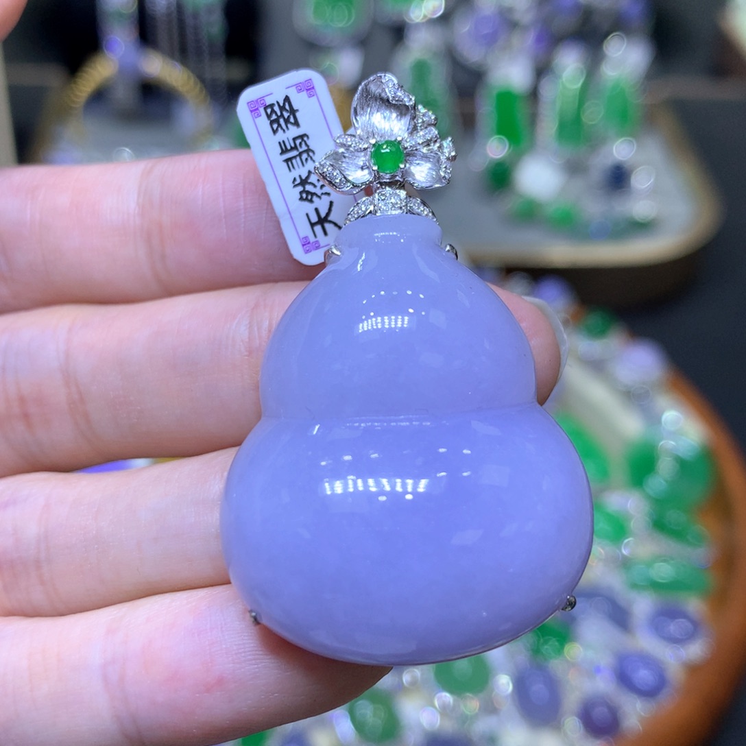 【闪购商品】翡翠颈饰18K金镶嵌翡翠吊坠项链