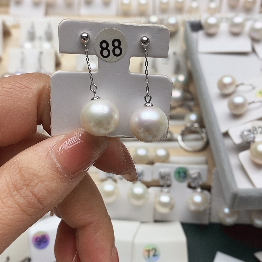 颈饰银S925镶嵌淡水珍珠