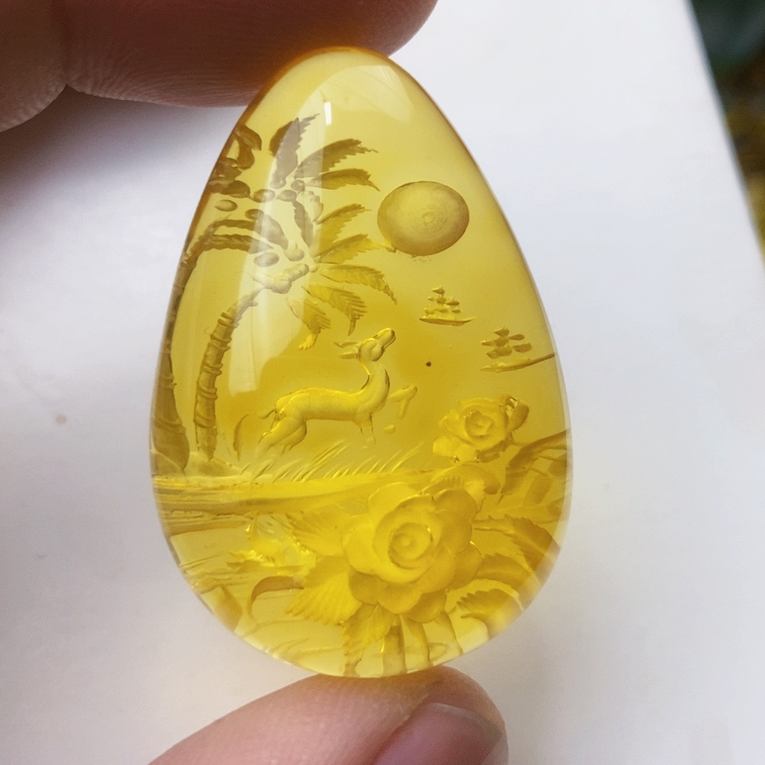 【闪购商品】金珀吊坠(不含链)未镶嵌