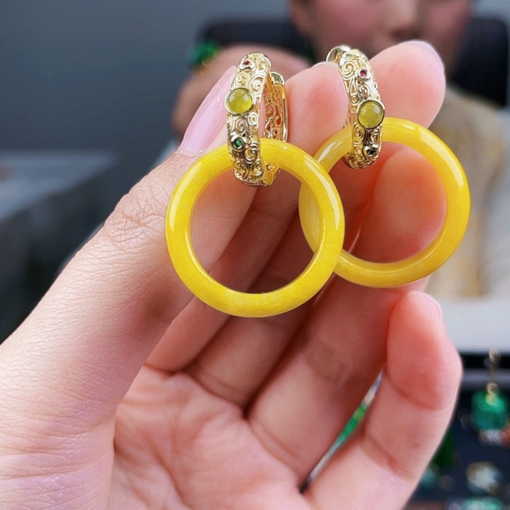 翡翠耳饰未镶嵌饰品