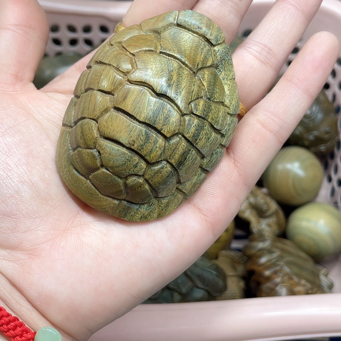 维腊木（绿檀）无事牌