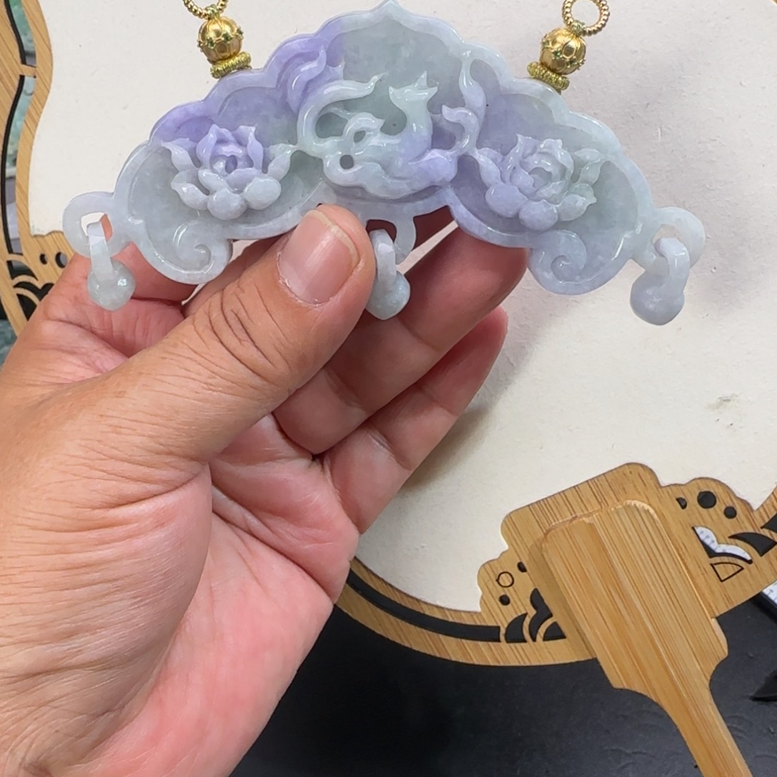 翡翠颈饰未镶嵌仿古