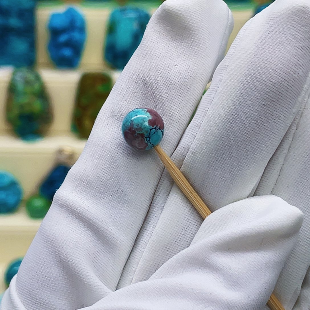 绿松石未镶嵌颈饰