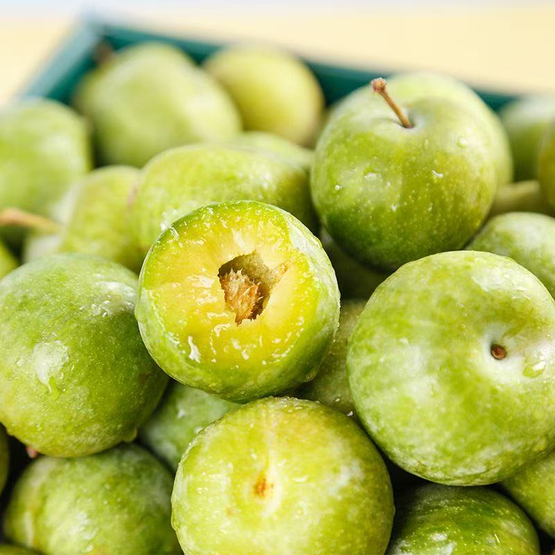 【买三斤送两斤】正宗清脆李李子现采发货酸甜爽口多汁包邮L.