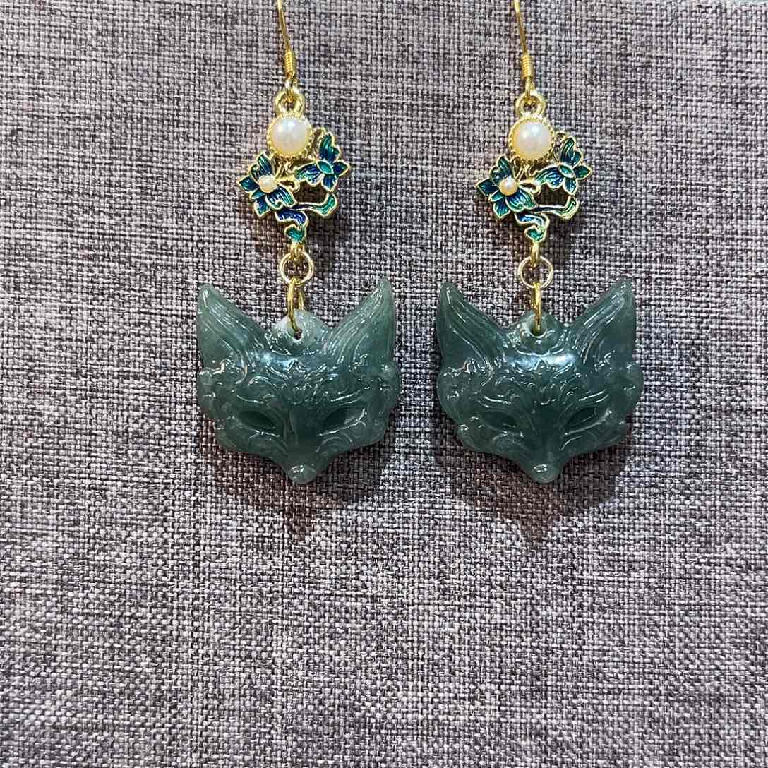 未镶嵌翡翠耳饰面具