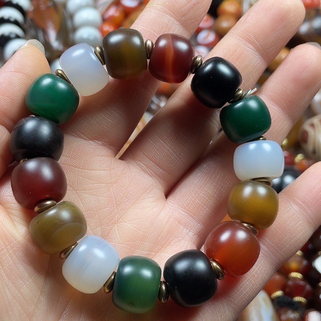 玛瑙/玉髓未镶嵌挂件