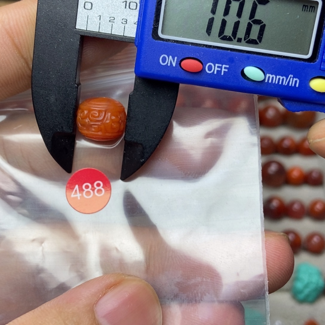 南红玛瑙未镶嵌南红玛瑙有瑕疵