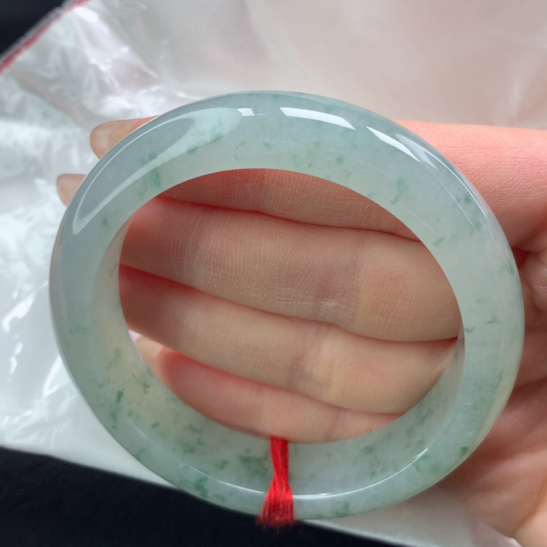 翡翠手镯未镶嵌（18号）小轮胎