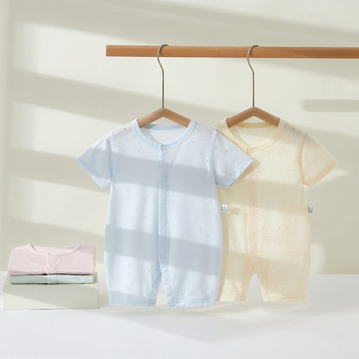 婴儿衣服莫代尔薄款夏款镂空a类新生儿无骨短袖哈衣出生宝宝哈衣