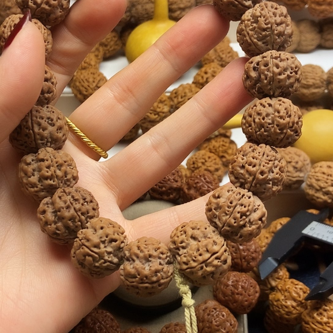 吊坠金刚菩提蜂王梅花