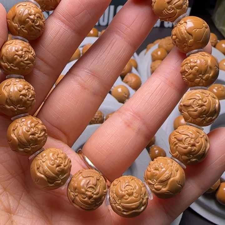 猴头核桃手串猴头