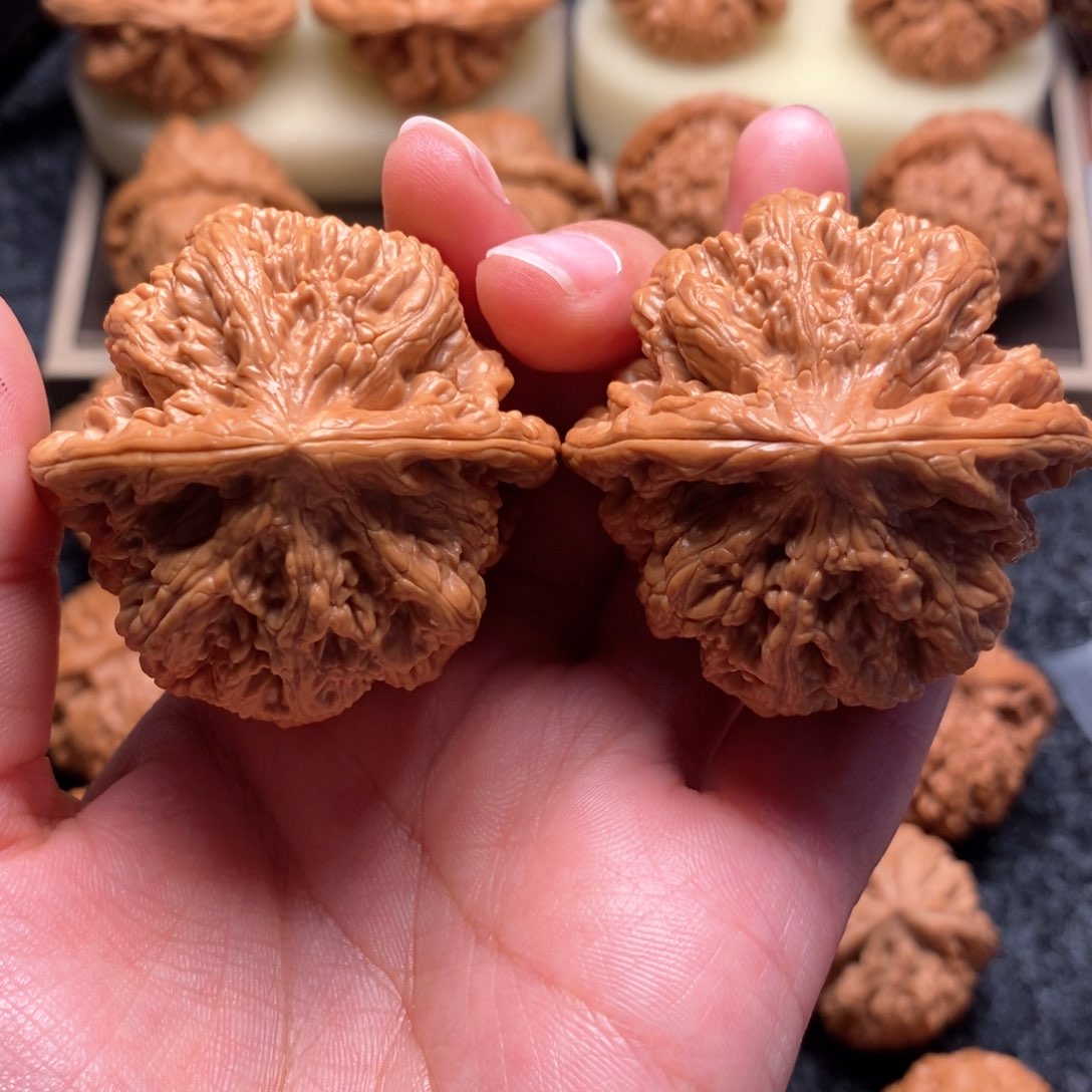 文玩核桃把件沉*.毕业大球筋46