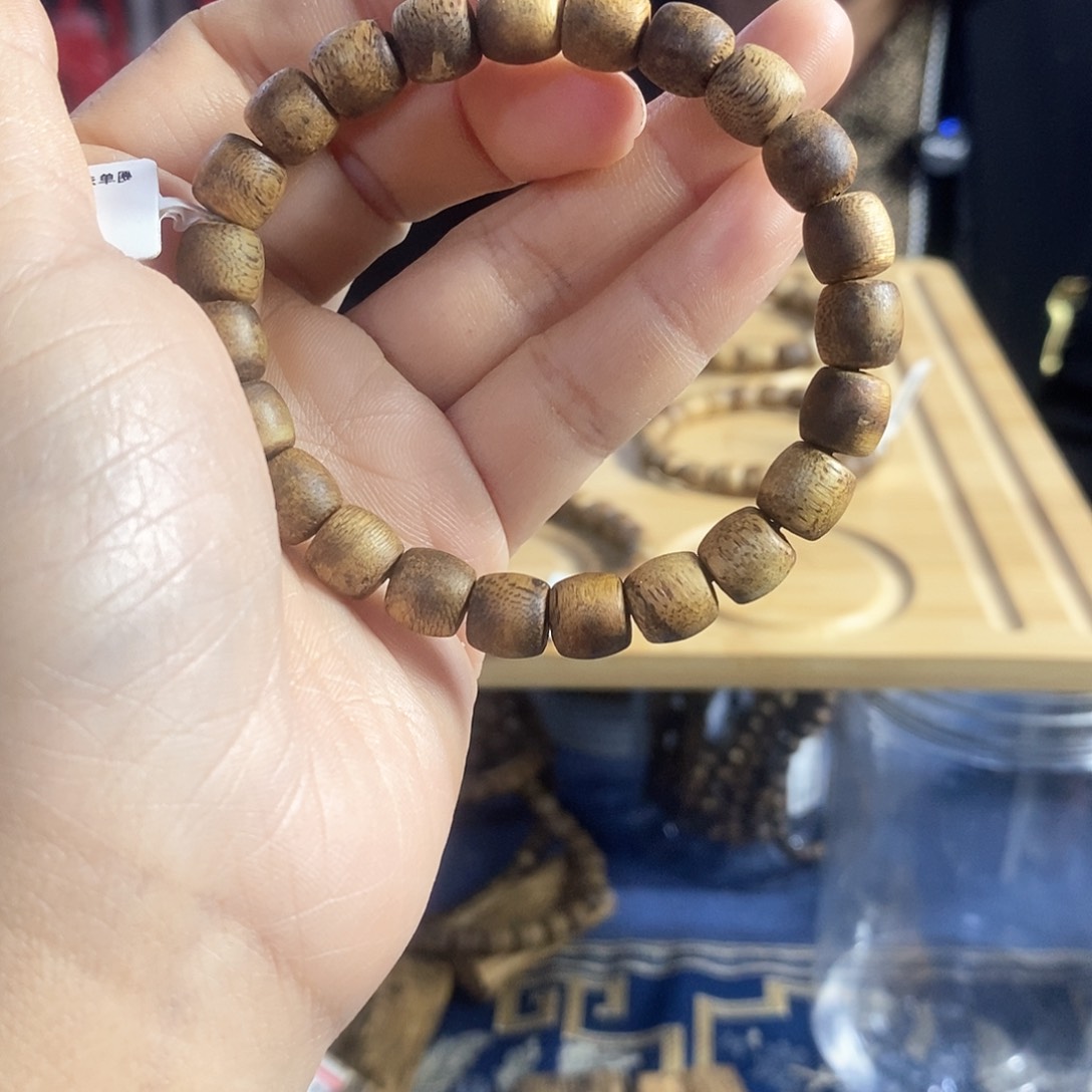 沉香手串?****天然野绿鼓珠单圈0.8/5克+多样性发一