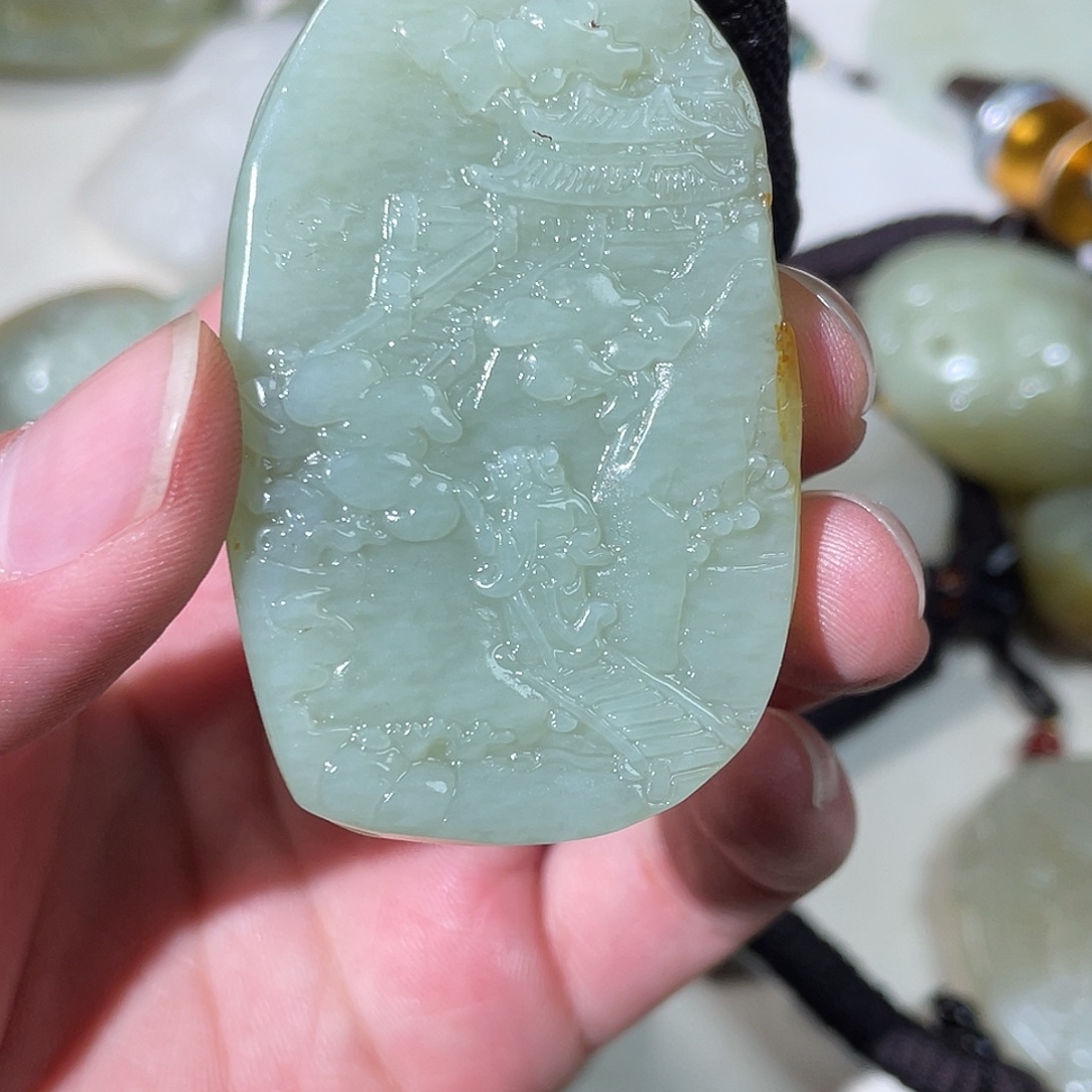 和田玉未镶嵌颈饰