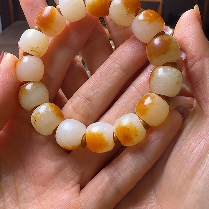 佛***玉和田玉未镶嵌颈饰