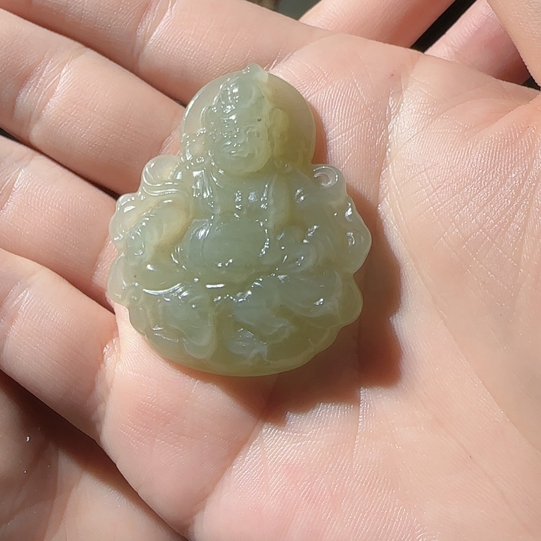 一****和田玉未镶嵌颈饰