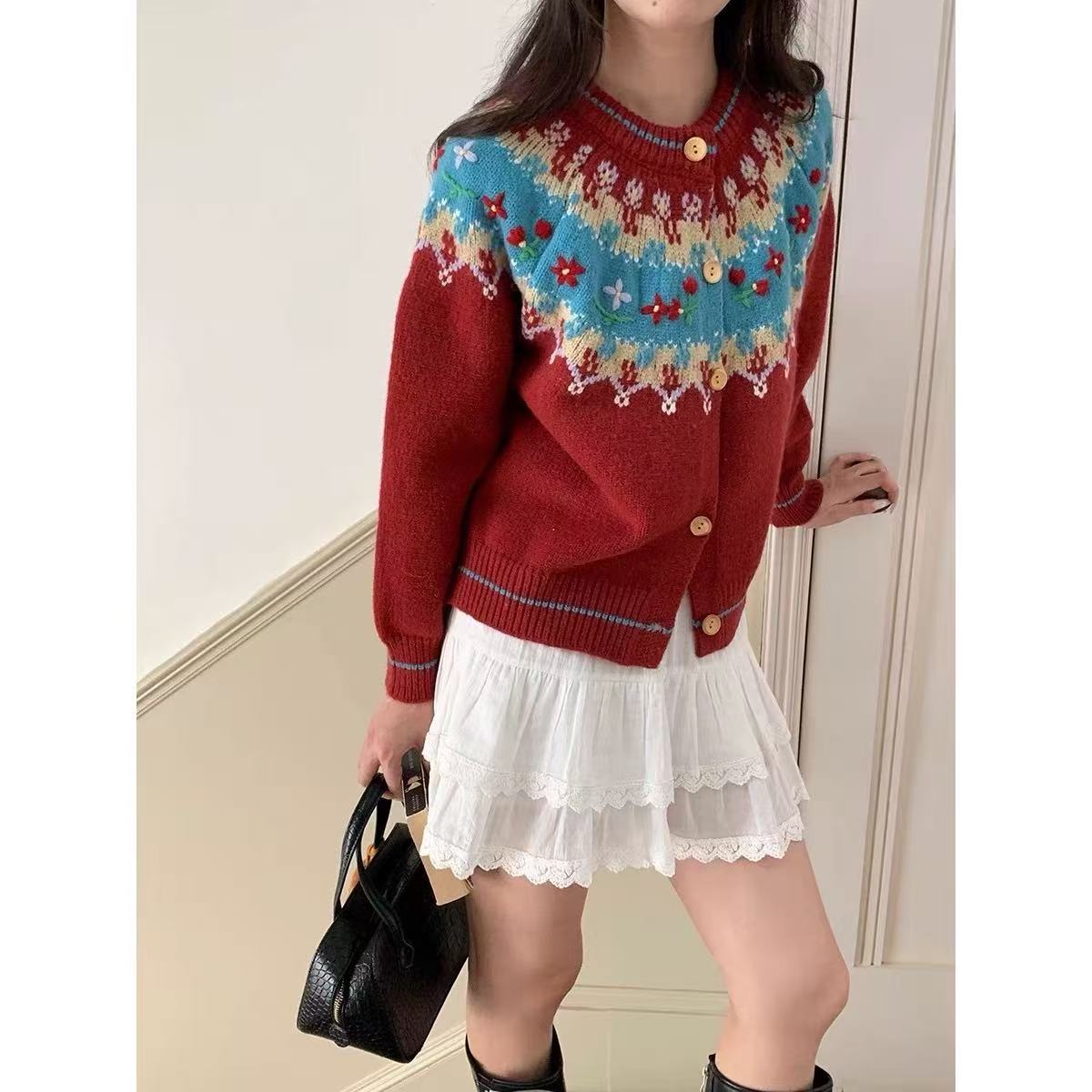 针织女圆领保暖拼色毛针织衫加厚宽松针织衫费尔岛刺绣花朵开衫