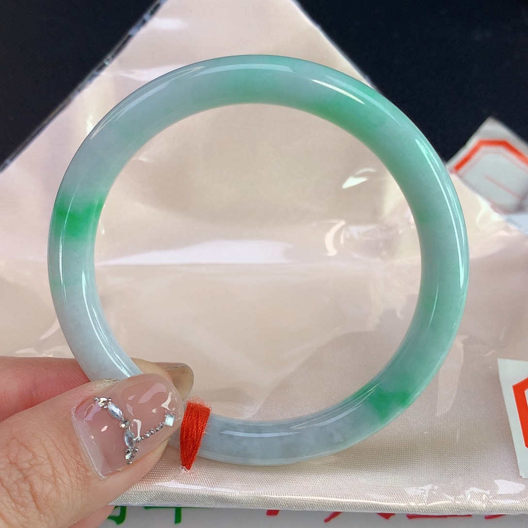 翡翠手镯未镶嵌天然A货翡翠046