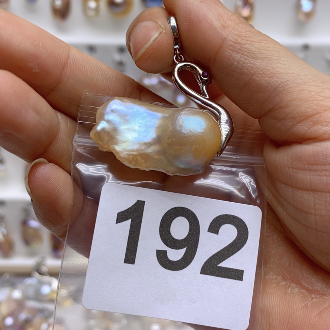 淡水珍珠颈饰银S925镶嵌192