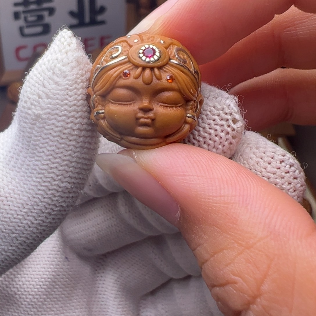 猴头核桃把件镶嵌款扎基拉姆18左右尺寸全品有正常封口线