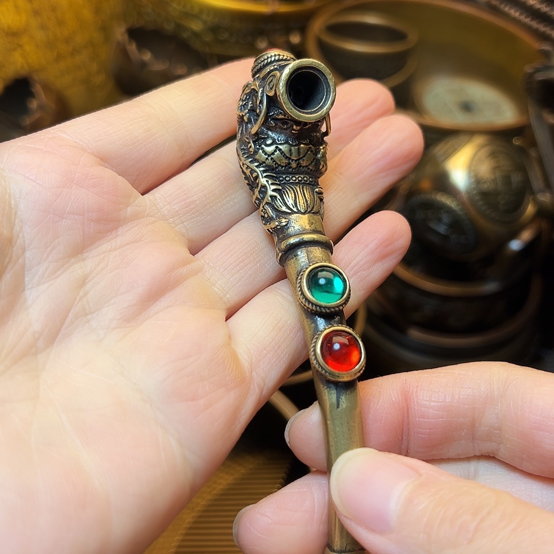 精美铜器工艺品等