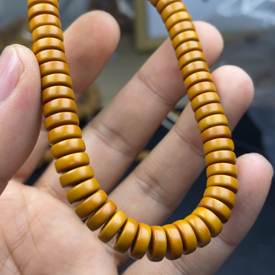 猴头核桃吊坠嗯……没事