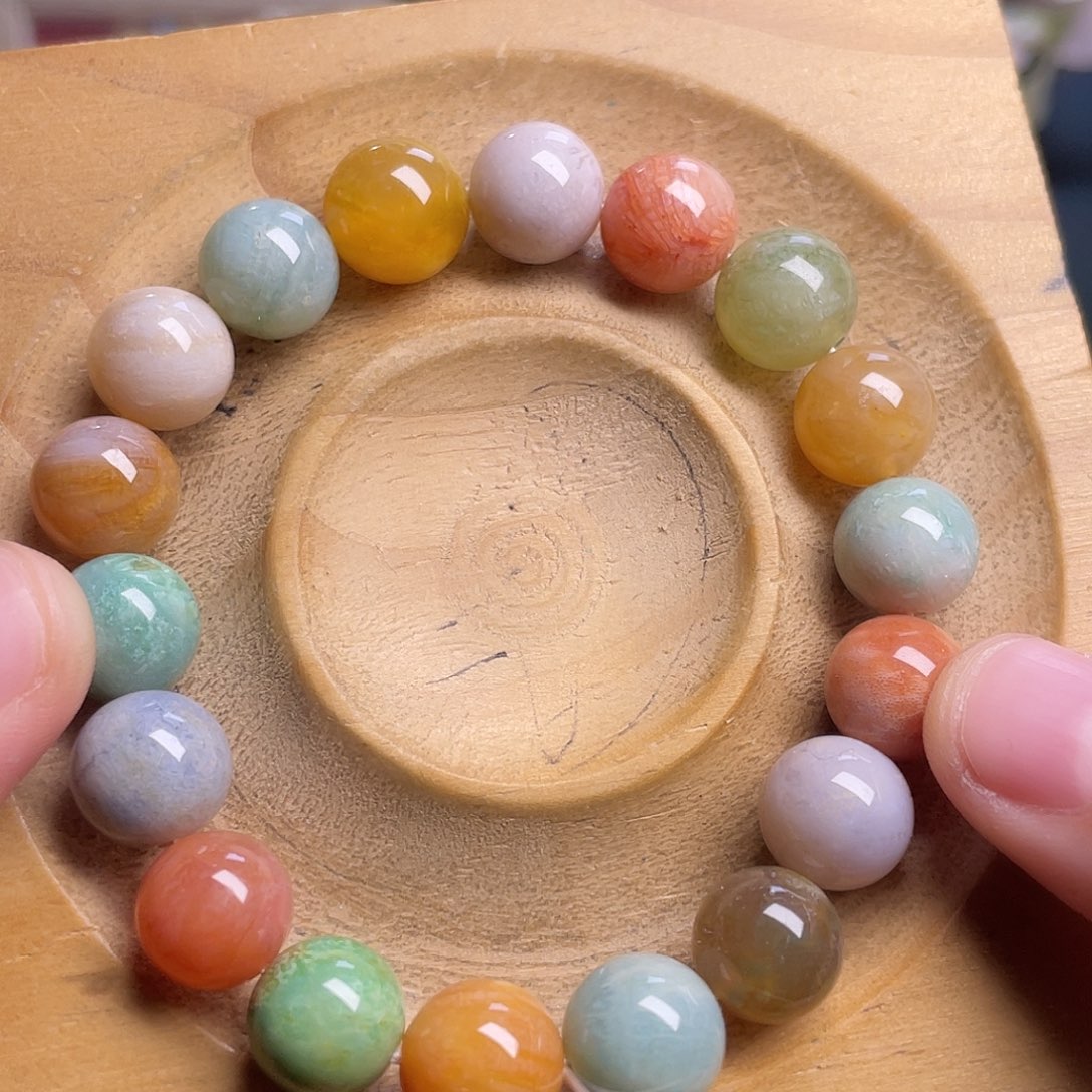 硅化玉未镶嵌手镯