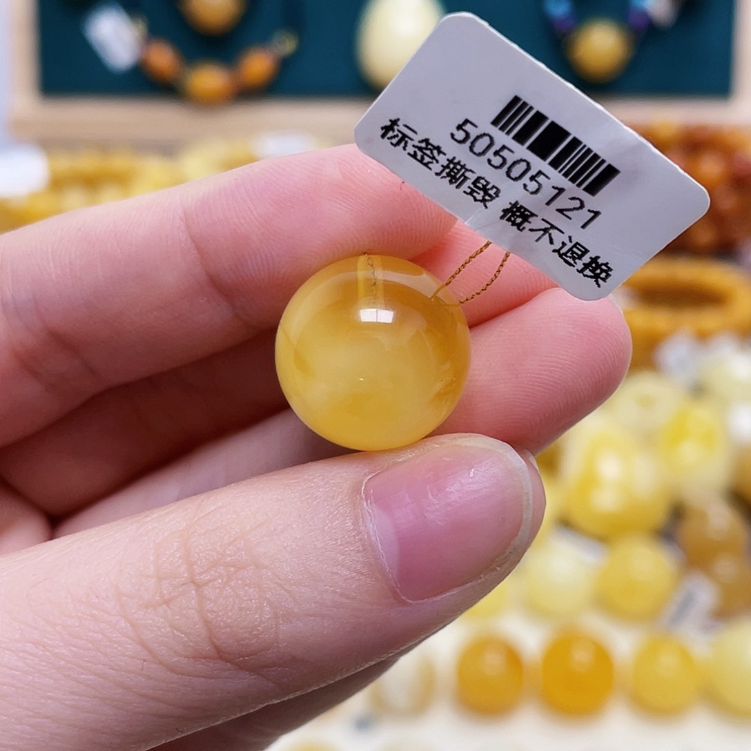 琥珀未镶嵌珠宝奇石16.5mm妖花圆珠 带溶洞 