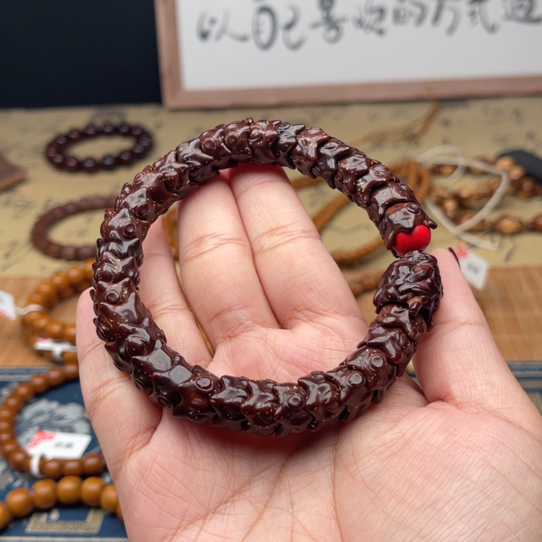 紫金鼠手串雕刻龙串
