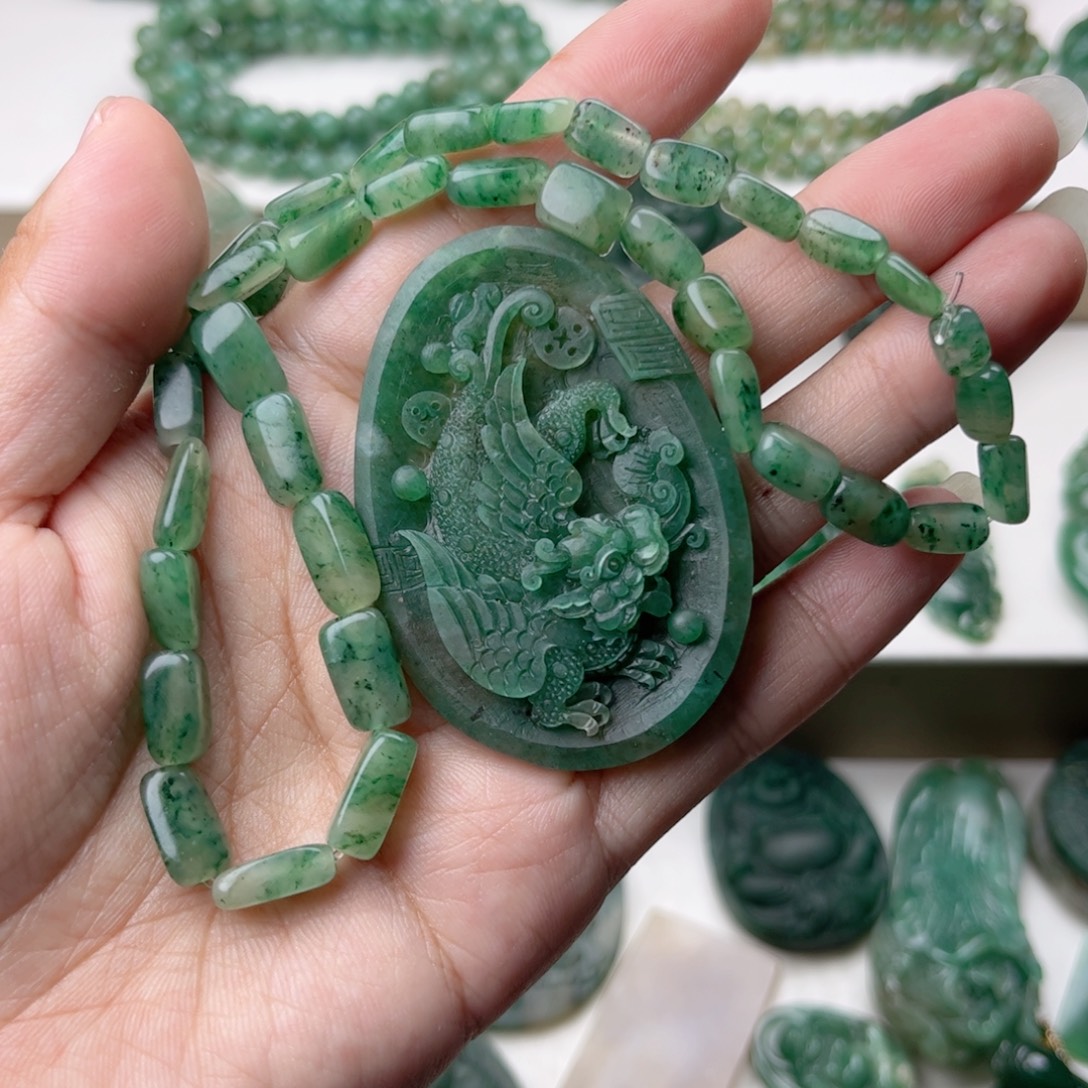 赵***誉未镶嵌独山玉挂件定制赠链子加工编织